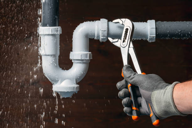 Professional Drain Cleaning technician working in Manomet, MA